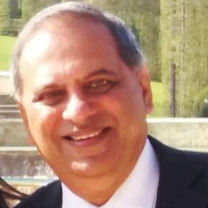 Sanjeev Tandon-min